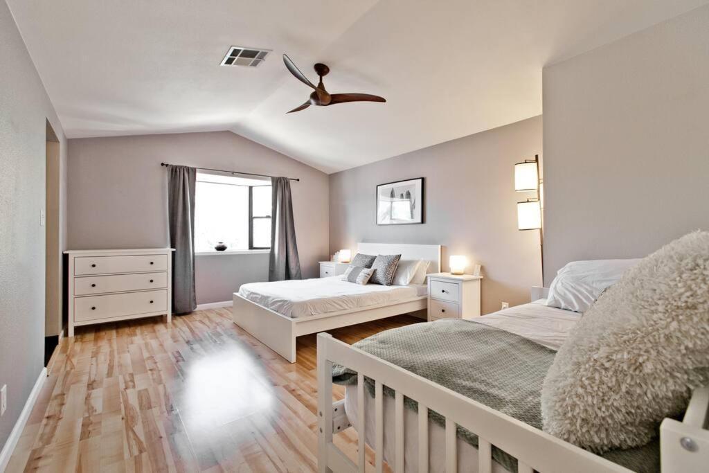 Bright, Modern 4Br With Beautiful Backyard & Pool! Vila Las Vegas Exterior foto