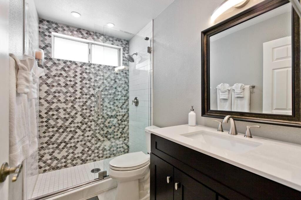 Bright, Modern 4Br With Beautiful Backyard & Pool! Vila Las Vegas Exterior foto